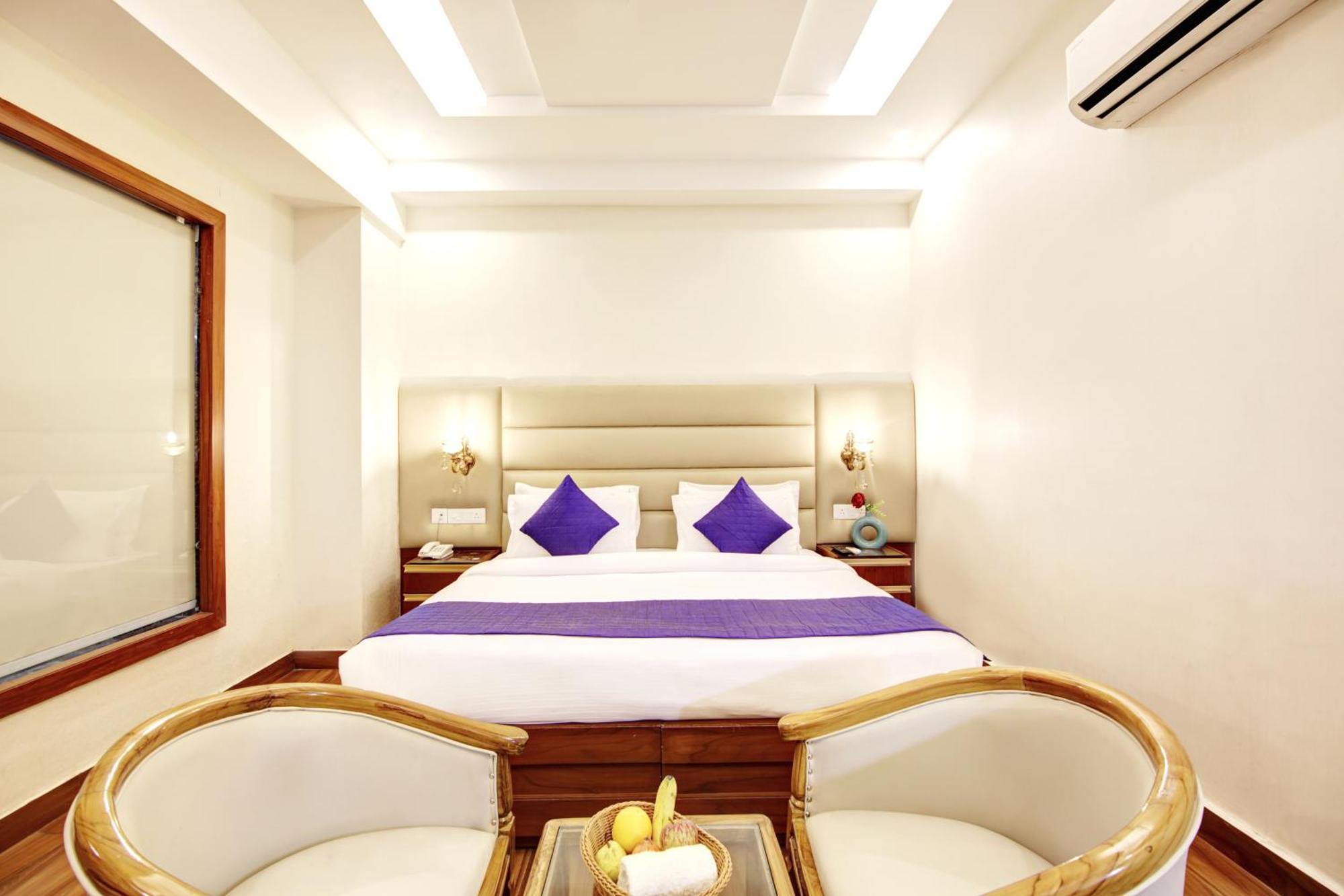 Marks Hotel & Banquet Noida Exterior photo